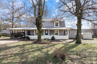 389 E Roller Ave, Decatur, AR 72722