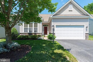 19 Hidden Lake Ct, Berlin, MD 21811