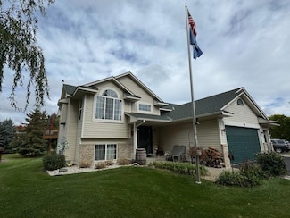 7826 Palmgren Ave NE, Elk River, MN 55330