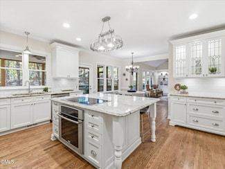 2901 Hunters Bluff Dr, Raleigh, NC 27606