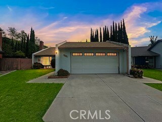 1916 N Pinecove Cir, Anaheim, CA 92807