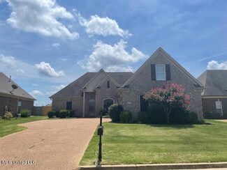 2677 Hill Valley Ln, Southaven, MS 38672