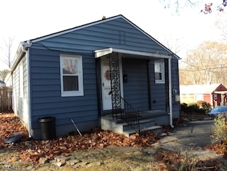 346 Washington Ave, Dover, NJ 07801