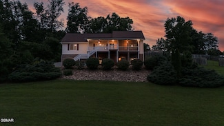 1110 Hide Away Ln, Kodak, TN 37764