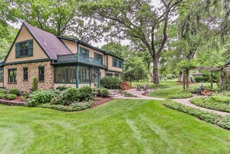 452 Eton Dr, North Barrington, IL 60010