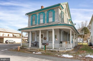 140 Water St, Dalmatia, PA 17017