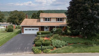 18 Riverview Dr, Rotterdam Junction, NY 12150