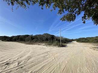 2094 Sandpiper Rd, Carova Beach, NC 27927
