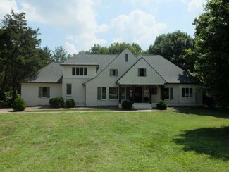 6128 Montcrest Dr, Nashville, TN 37215