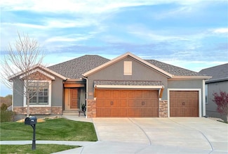 8311 Pickering St, Shawnee, KS 66227