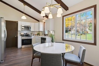 12525 Porcupine Ct, Eden Prairie, MN 55344