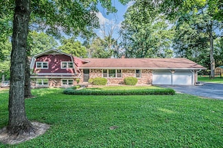 190 W Windsor Cir, Bowling Green, KY 42101