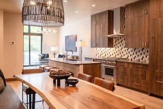 220 2nd St E Unit 202, Whitefish, MT 59937