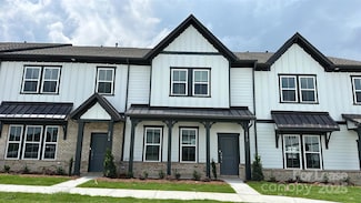 5810 Coulee Ln, Charlotte, NC 28215