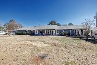280 Highway 195 S, Hope, AR 71801