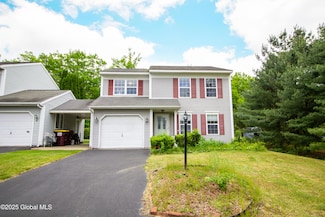 4 Cambridge Way, Ballston Spa, NY 12020