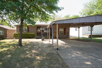 6722 E 9th St, Tulsa, OK 74112