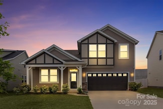 3252 Cheyney Park Dr, Charlotte, NC 28269