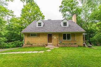 670 Lougeay Rd, Pittsburgh, PA 15235