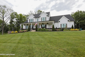 5517 Farmhouse Dr, Crestwood, KY 40014