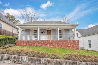703 W 2nd Ave, Lenoir City, TN 37771