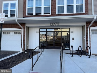 13970 Englefield Dr Unit 207, Dale City, VA 22193