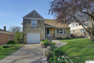 4923 Pinkney St, Omaha, NE 68104