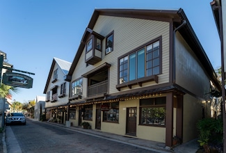 11 Aviles St Unit 2C, St. Augustine, FL 32084