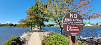 3018 E Beringer Cir, Urbana, IL 61802