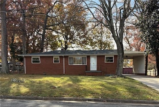 737 Britt Ave, Asheboro, NC 27203