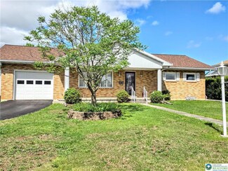 280 S 9th St, Lehighton, PA 18235