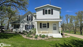 21952 420th St, Lake Mills, IA 50450