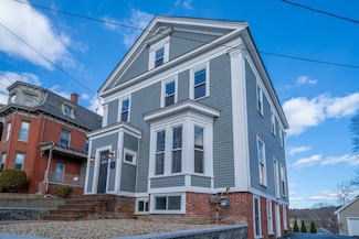 182 Main St, Amesbury, MA 01913