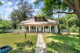 109 Hackberry Ave, Godley, TX 76044