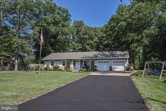 7504 Pine St, Manassas, VA 20111