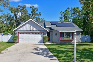 3549 55th Dr E, Bradenton, FL 34203