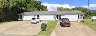 404 E Johnson St, Newbern, TN 38059