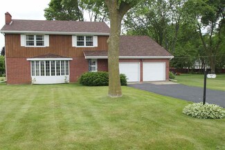 629 Converse Ave, Marshall, WI 53559