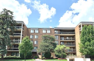 1020 N Harlem Ave Unit 2C, River Forest, IL 60305