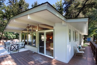 15715 Forest Hill Dr, Boulder Creek, CA 95006