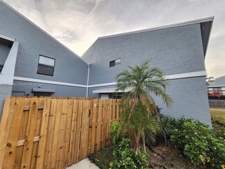 6 Crossings Cir Unit A, Boynton Beach, FL 33435