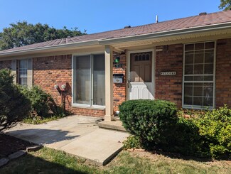 2931 Whittier Ct, Ann Arbor, MI 48104