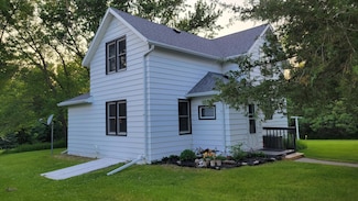 112 240th St N, Hawley, MN 56549