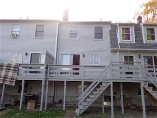 1194 Worcester St, Indian Orchard, MA 01151