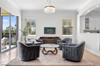 2806 Tiburon Blvd E Unit 102, Naples, FL 34109