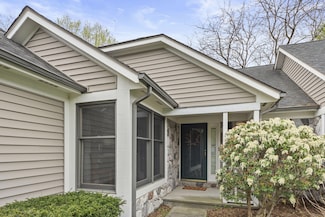 2448 Shoreham Highlands St, Saint Joseph, MI 49085