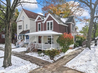 2135 W Leland Ave, Chicago, IL 60625