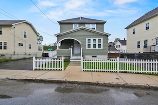 138 Parker St, Lowell, MA 01851