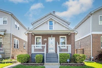 2906 N Menard Ave, Chicago, IL 60634