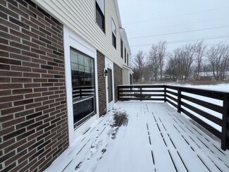 2448 Quail Run Dr Unit 11, Kalamazoo, MI 49009